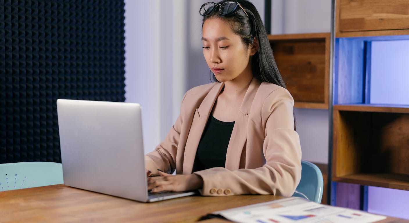 Finance virtual assistant services